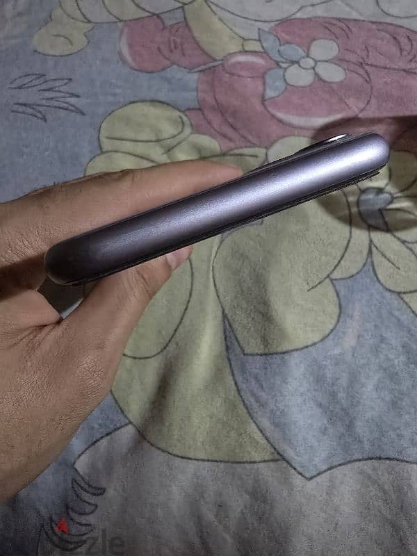 iphone 11 128 GB 5