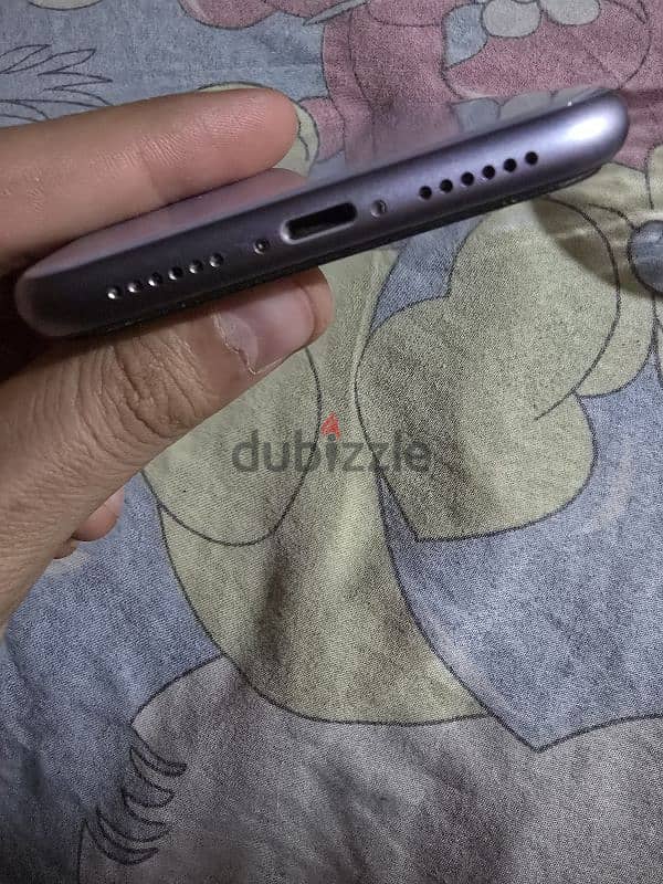 iphone 11 128 GB 7