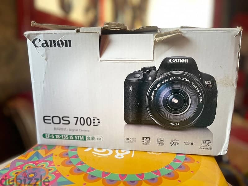 canon 700D for sale in very good condition 0