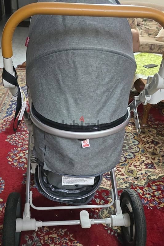 stroller with car seat used 10 times onley 3