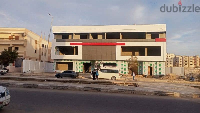 مبني بمدينة المنيا الجديدة بمساحة 1454متر مسطح بجوار مسجد الواحد الاحد 4