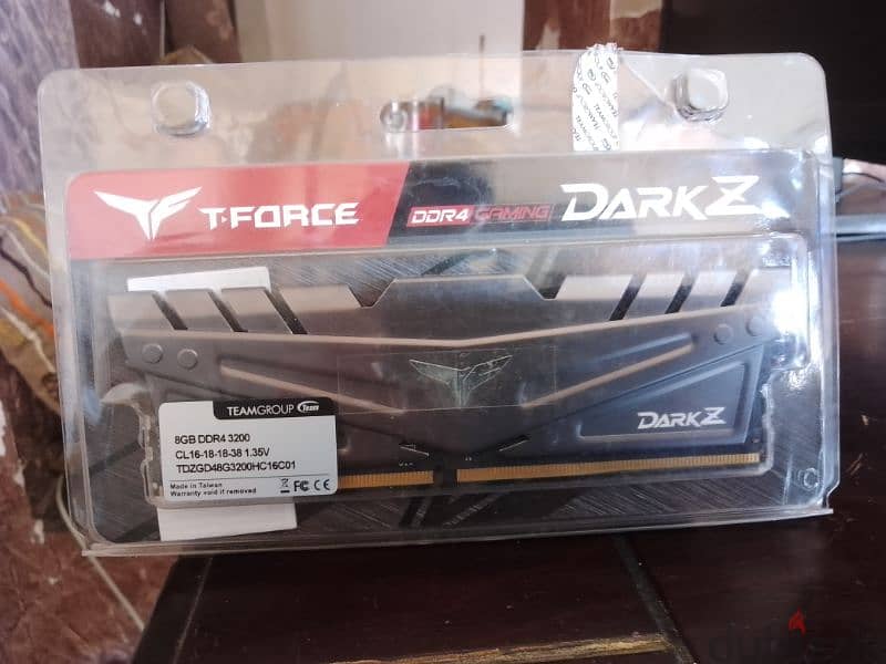 Team T-FORCE DARK Z 8GB DDR4 3200 CL16 Gaming Memory رام تيم جروب جيجا 2