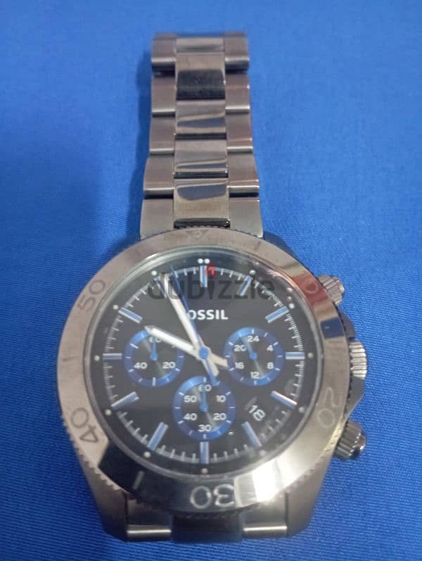 Fossil watch . ساعة فوسيل 1