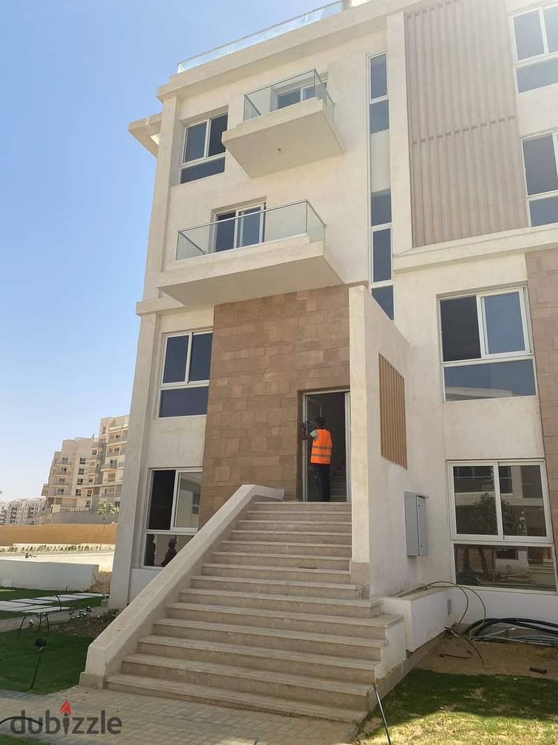 Sky Garden for sale at the lowest price on the market on an area of ​​231 square meters in Mountain View i City new Cairo 9