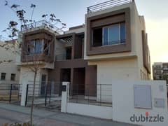 Twin house, Ready to move , 300 meters, with roof 88 meters, with a prime view, in Palm Hills, new Cairo 0