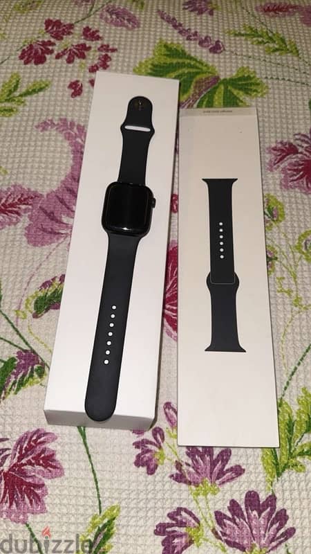 Apple watch series 7 perfect condition 45MM with box 0