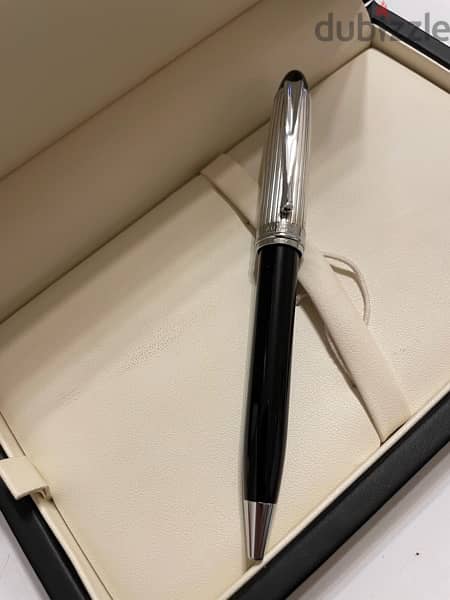 Aurora Silver Pen 7