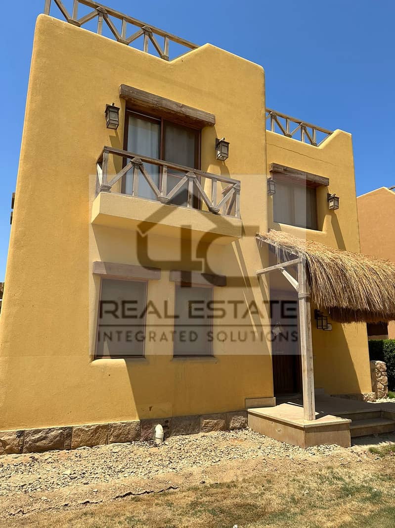 Stand-alone Fully finished, ready to move in  Directly on swimming pool  First valley on the sea  Sea-view from all bedrooms 4BR with negotiable price 4