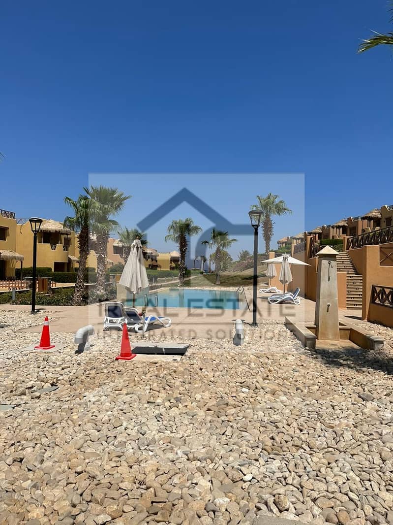 Stand-alone Fully finished, ready to move in  Directly on swimming pool  First valley on the sea  Sea-view from all bedrooms 4BR with negotiable price 19