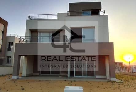 Standalone ready to move 518m semi finished ready to move with cash negotiable price in palm hills new cairo.