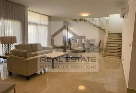 Prime location Penthouse finished for sale in Fifth Square Compound