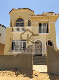 villa 330 m with view landscape prime location best area and layout in Hyde Park Compound 0