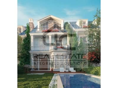 I roof villa for sale in Bahri in installments in Mountain View ALIVA