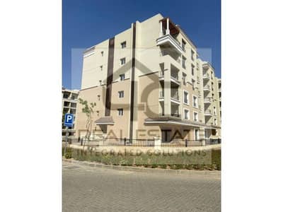 apartment 172 m with lowest total price ready to move 3 bedrooms in sarai compound