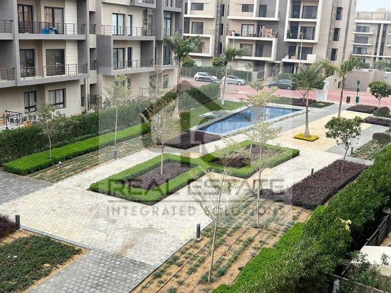 apartment 175 m for sale in fifth square compound in Very prime location View landscape direct on pocket Bahry One slot on parking Fully finished 2