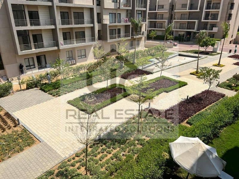 apartment 175 m for sale in fifth square compound in Very prime location View landscape direct on pocket Bahry One slot on parking Fully finished 7