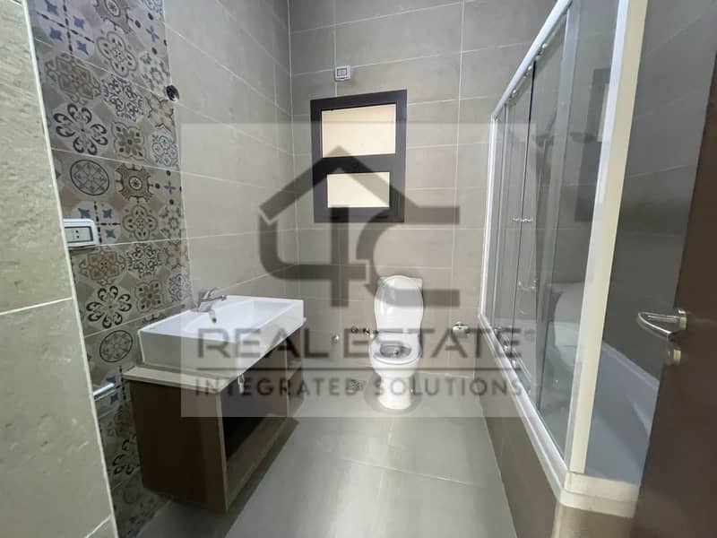 Apartment Bahri in Moon residence Fully finished prime location for sale in Fifth Square 4