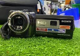 سوني هاند كام+بروجيكتورSONY HDR-PJ50E Full HD 220GB handcam&projector 0