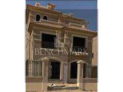 Villa with garden, immediate receipt, prime location, directly on Suez Road, with a distinctive view, in La Vista El Patio Compound, ready for inspect 0