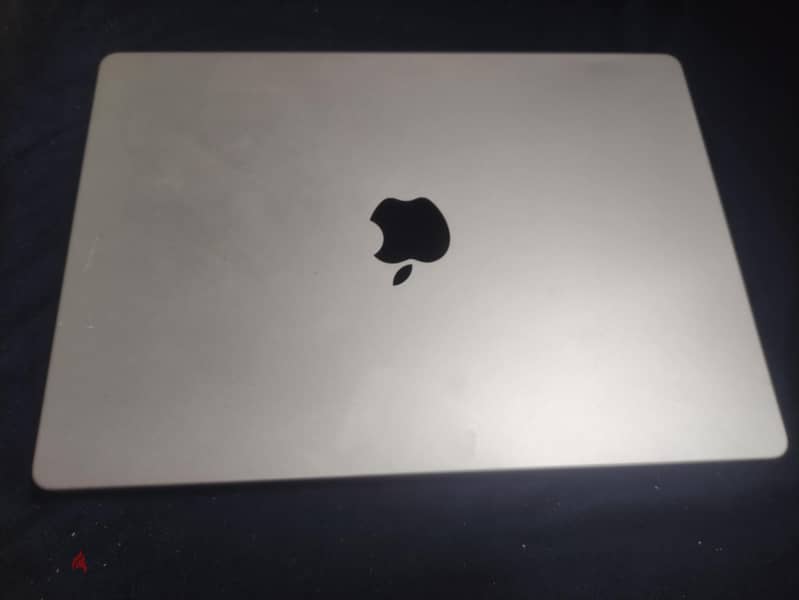 Apple MacBook Pro 2021, M1 (13-inch) 0