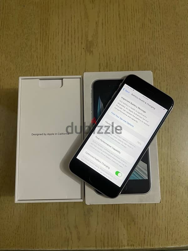 iPhone SE 2020 64g with box 2