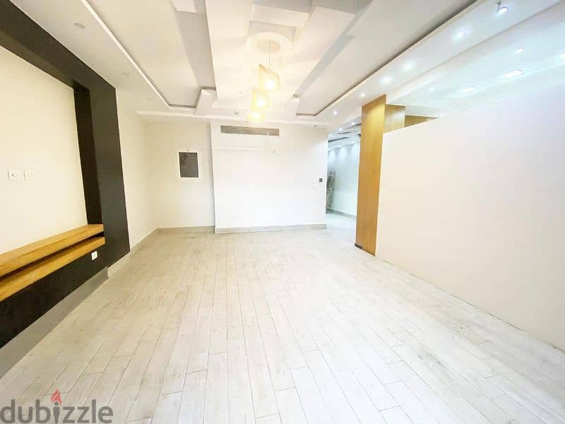 مكتب للإيجار على التسعين الجنوبي مباشرة   Office for rent on South 90t 7