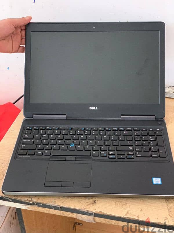 dell 7520 موديل 1