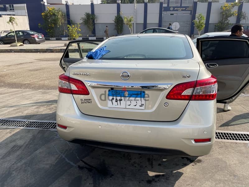 Nissan Sentra 2019 3