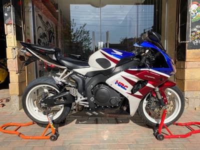 CBR 1000 RR HRC! 2006 إفراد
