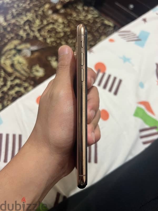 iPhone XS 256gb battery 79% حاله جيده 6