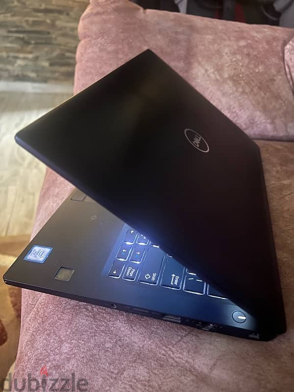 Dell Latitude 7390 0