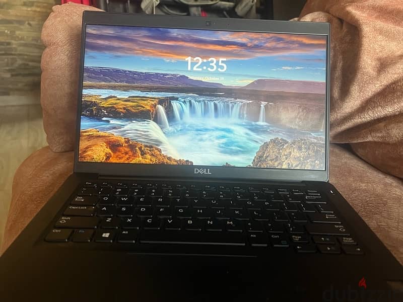 Dell Latitude 7390 3