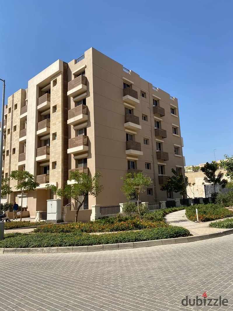 At the old price, an apartment for sale, 115 m, in front of Cairo Airport, in Taj City Compound 10