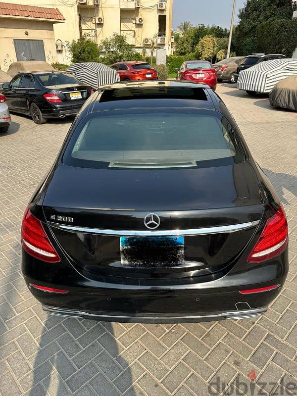 Mercedes E200 Exclusive All Fabric 2