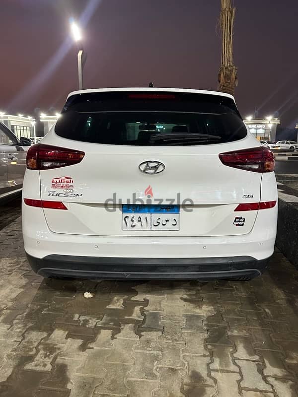 Hyundai Tucson 2021 كاملة اعلي فئة 3