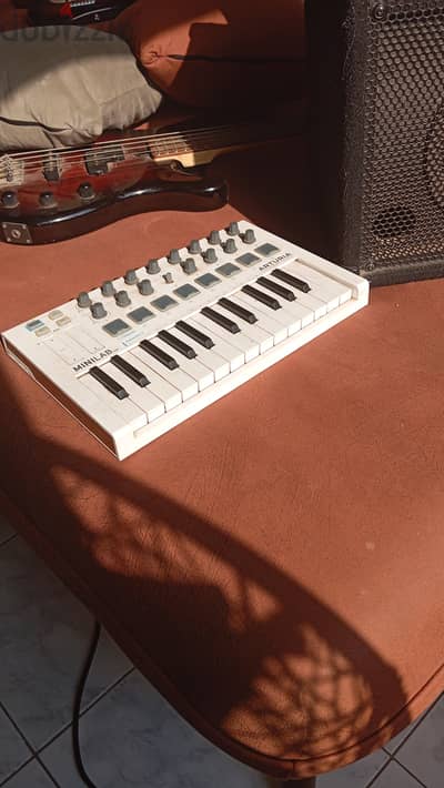 Arturia midi keyboard minilab mk2