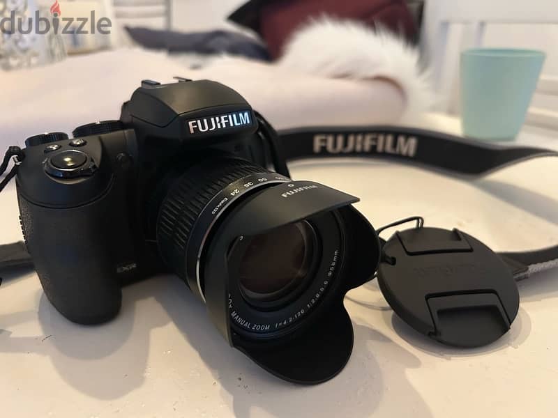 New FUJIFILM CAMERA 9