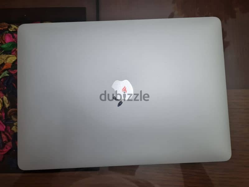 Macbook pro 14.2 A1706 5