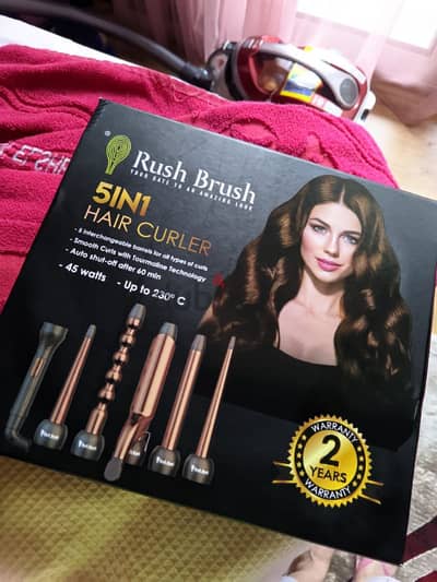 5 in 1 مكواة شعر Rushbrush