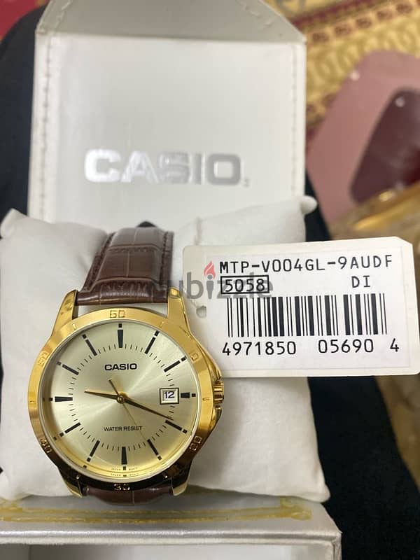 CASIO Women's Water Resistant Leather Analog Watch 1