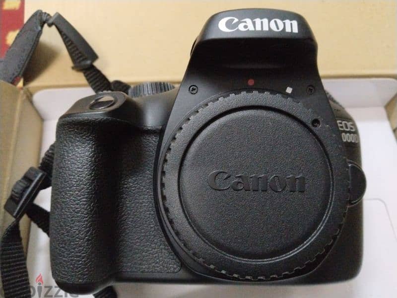 canon EOS 4000D 1