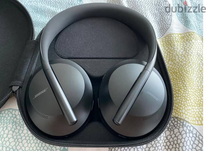 Bose NC700 - Excellent condition - Active noise cancellation. 0