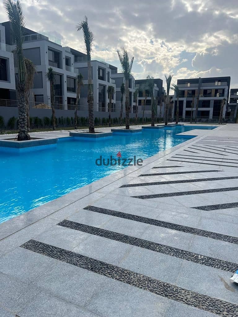 0% Down payment penthouse Apartment 164M for sale in la vista patio sola  new cairo city 2