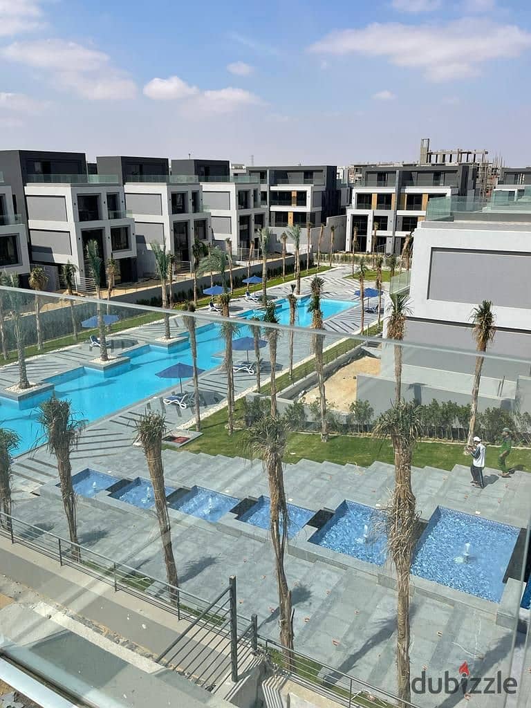 0% Down payment penthouse Apartment 164M for sale in la vista patio sola  new cairo city 3