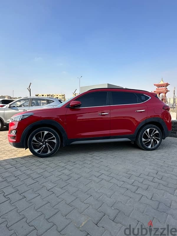 Hyundai Tucson 2021كاملة اعلي فئة 2