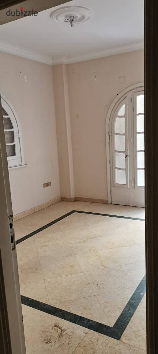 duplex for rent in Yasmine 3, area 400 square meters - ground and first - First Settlement 12