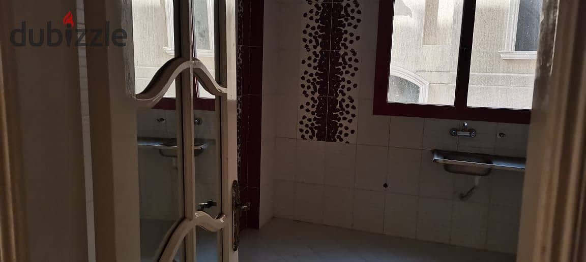 duplex for rent in Yasmine 3, area 400 square meters - ground and first - First Settlement 17