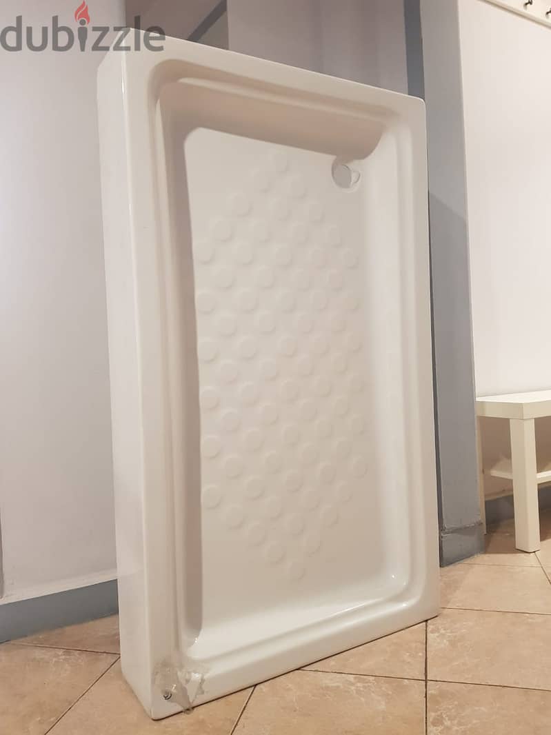 Shower tray. Ideal Standart with side panel.  120x70 cm. 0