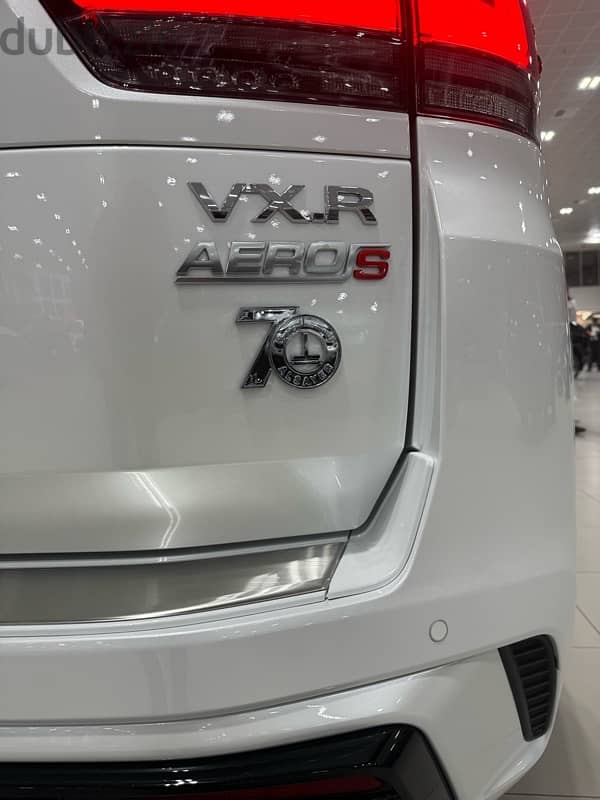 تويوتا لاند كروزر 2024 Landcruiser VXR 17