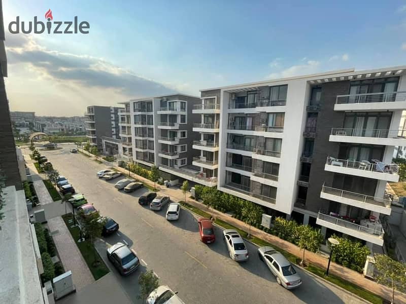 Own your apartment in Garden Panorama View on the golf 4